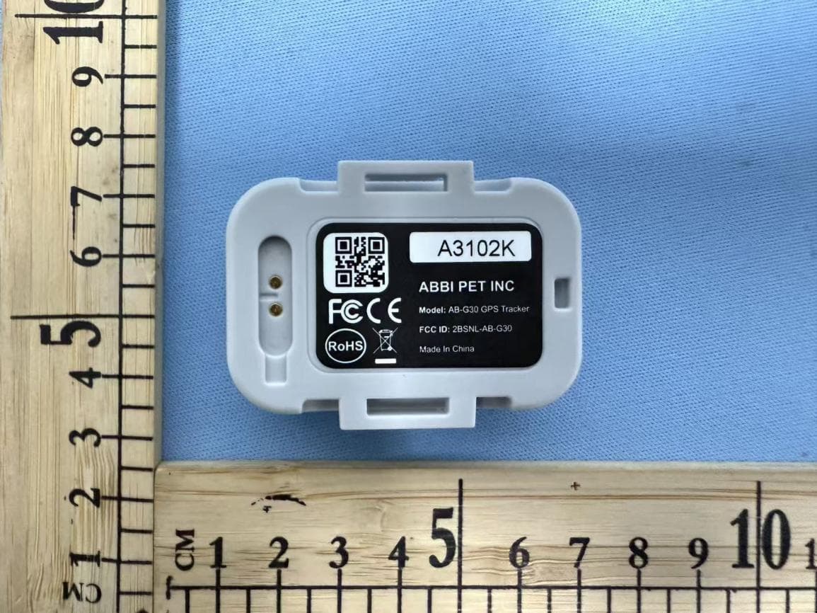 GPS Tracker/Fence for Pets - FCC ID 2BSNL-AB-G30 - Shenzhen Zer Life Technology Co., Ltd. (2)