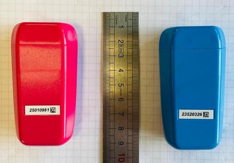 The sensor analyzes the animals movements, detects birth, and sends an alert to the collector via the LoRa modem. - FCC ID 2BSNU-EFSV01SENO1 - Innoval