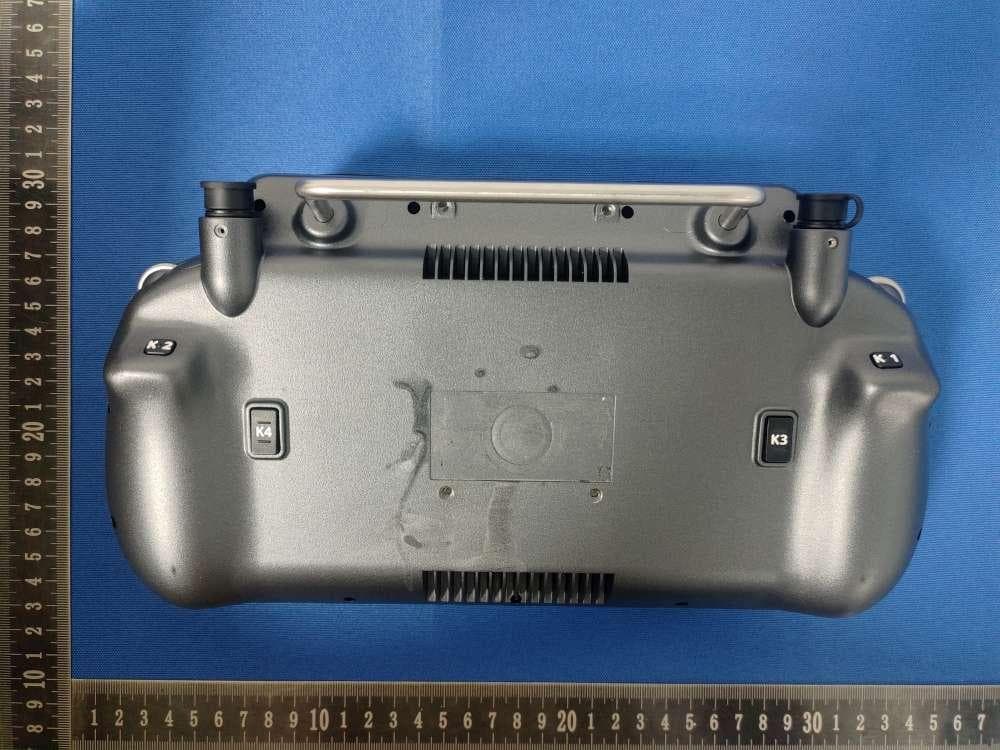 Underwater Camera Remote Control FIFISH Controller Q-iRC - FCC ID 2BSOE-Q-IRC - Shenzhen QYSEA Tech Co.,LTD (2)