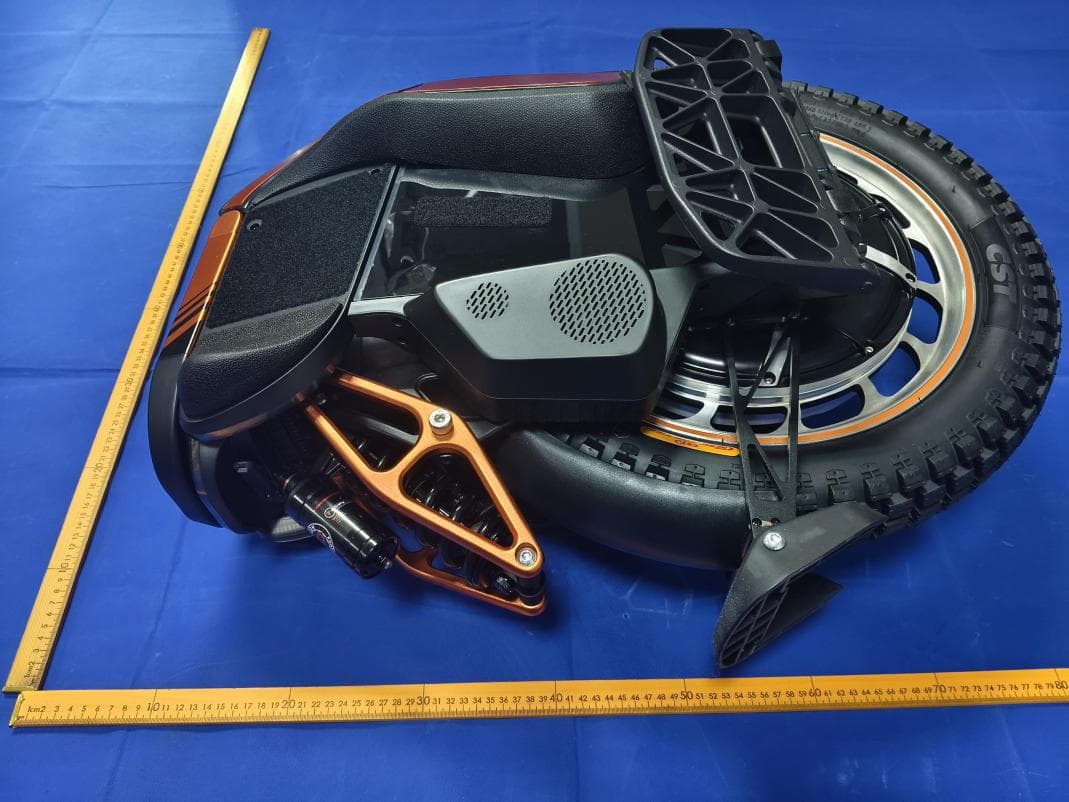 Electric unicycle - FCC ID 2BSP6-S19PRO - Shenzhen Kingsong Technology Co., Ltd. (3)