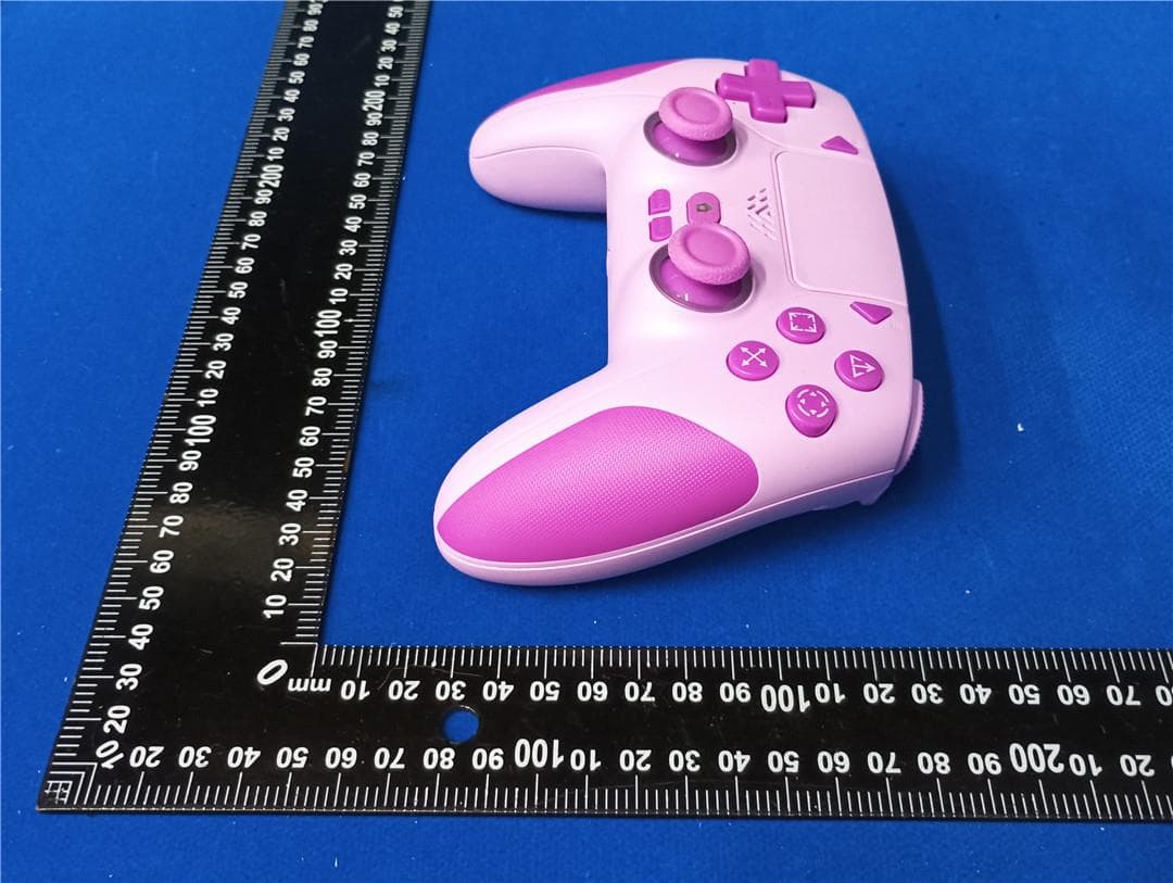 Wireless Game Controller - FCC ID 2BSPR-XNR-5199 - Shenzhen Juyuan Video Game Co. (4)