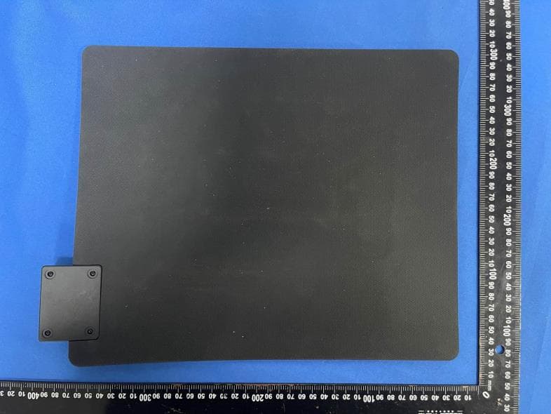 Wireless Charging Mouse Pad - FCC ID 2BSQH-SHO-107 - Yuhong Electronics (Shenzhen) Co., Ltd. (4)