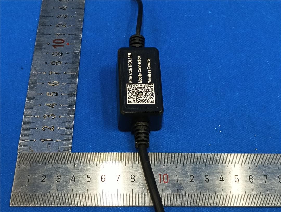 LED Flagpole whip light - FCC ID 2BSRD-4FT - Guangzhou Tengyue Electronic Technology Co., Ltd. (5)