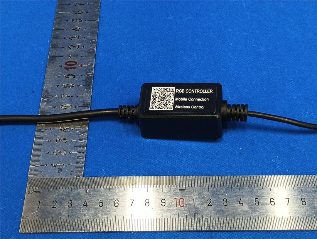 LED Flagpole whip light - FCC ID 2BSRD-4FT - Guangzhou Tengyue Electronic Technology Co., Ltd. (2)
