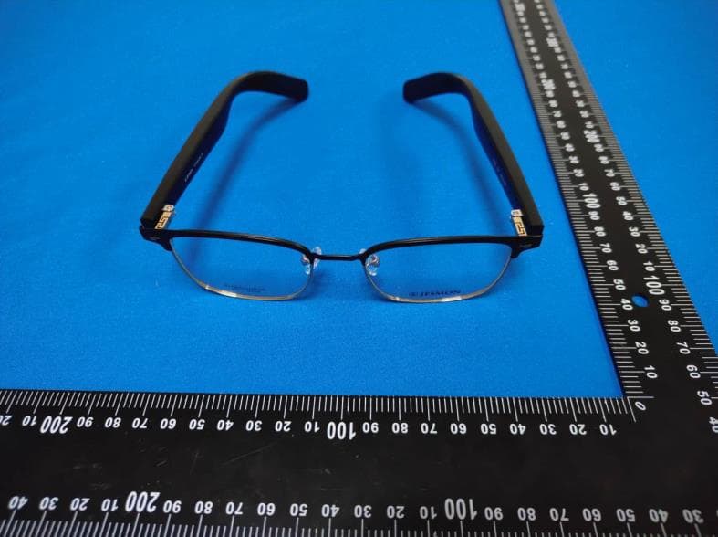 smart glasses - FCC ID 2BSRJ-1005 - Shenzhen Jieshimeng Intelligent Technology Co., Ltd. (4)