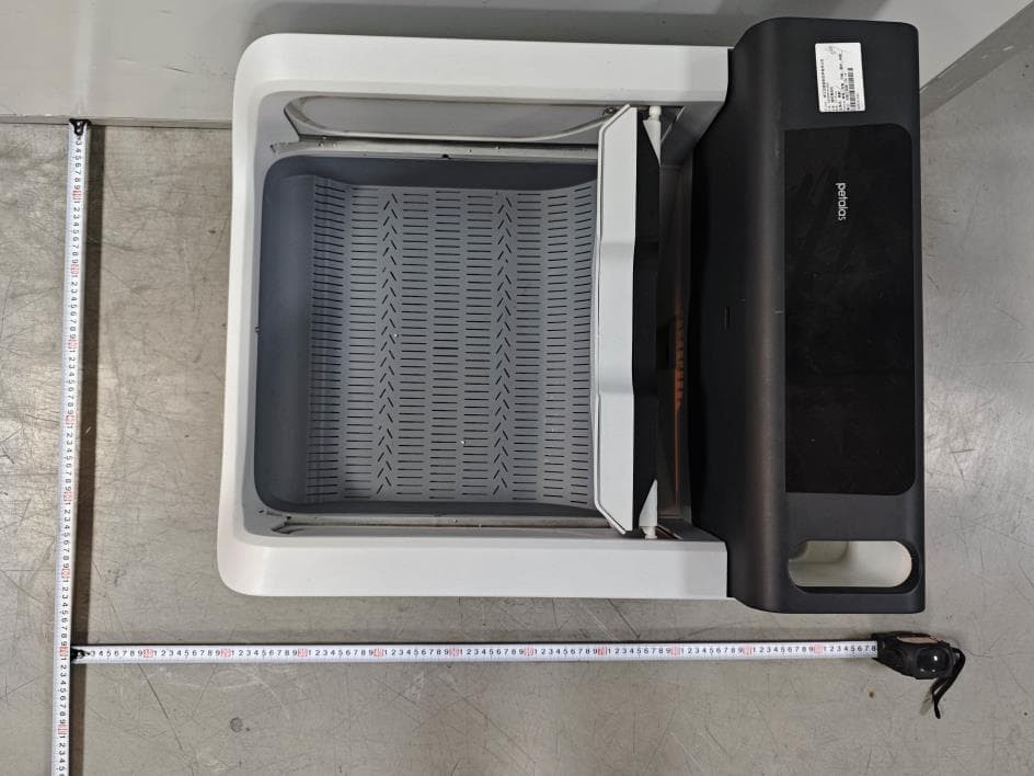 Intelligent Cat Litter Box - FCC ID 2BSRK-P7-PLUS - Chengdu Petalas Technology Co., Ltd. (2)
