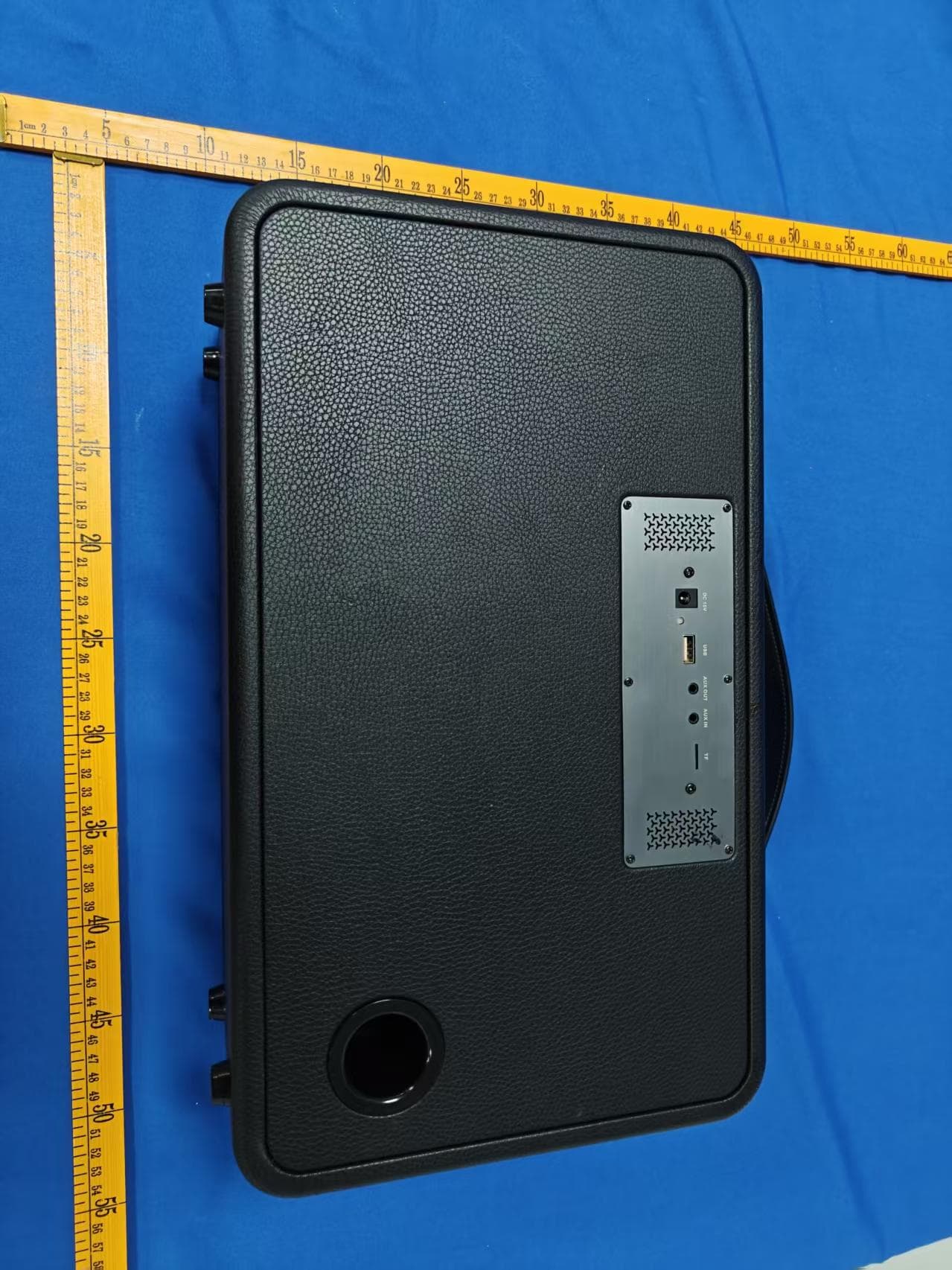Base - FCC ID 2BSSH-BASE - Frameworx Products