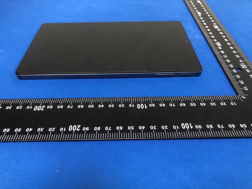 Intelligent Care Companion Device - FCC ID 2BSSX-MBR001 - Shanghai MBrainet Intelligent Technology Co.,Ltd