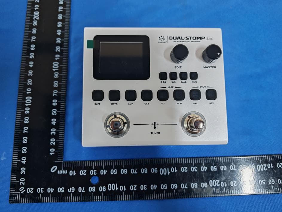 AE-100M Amp Modeler / Effect Processor - FCC ID 2BST7-JME02 - Ji You Technology Co.,Ltd