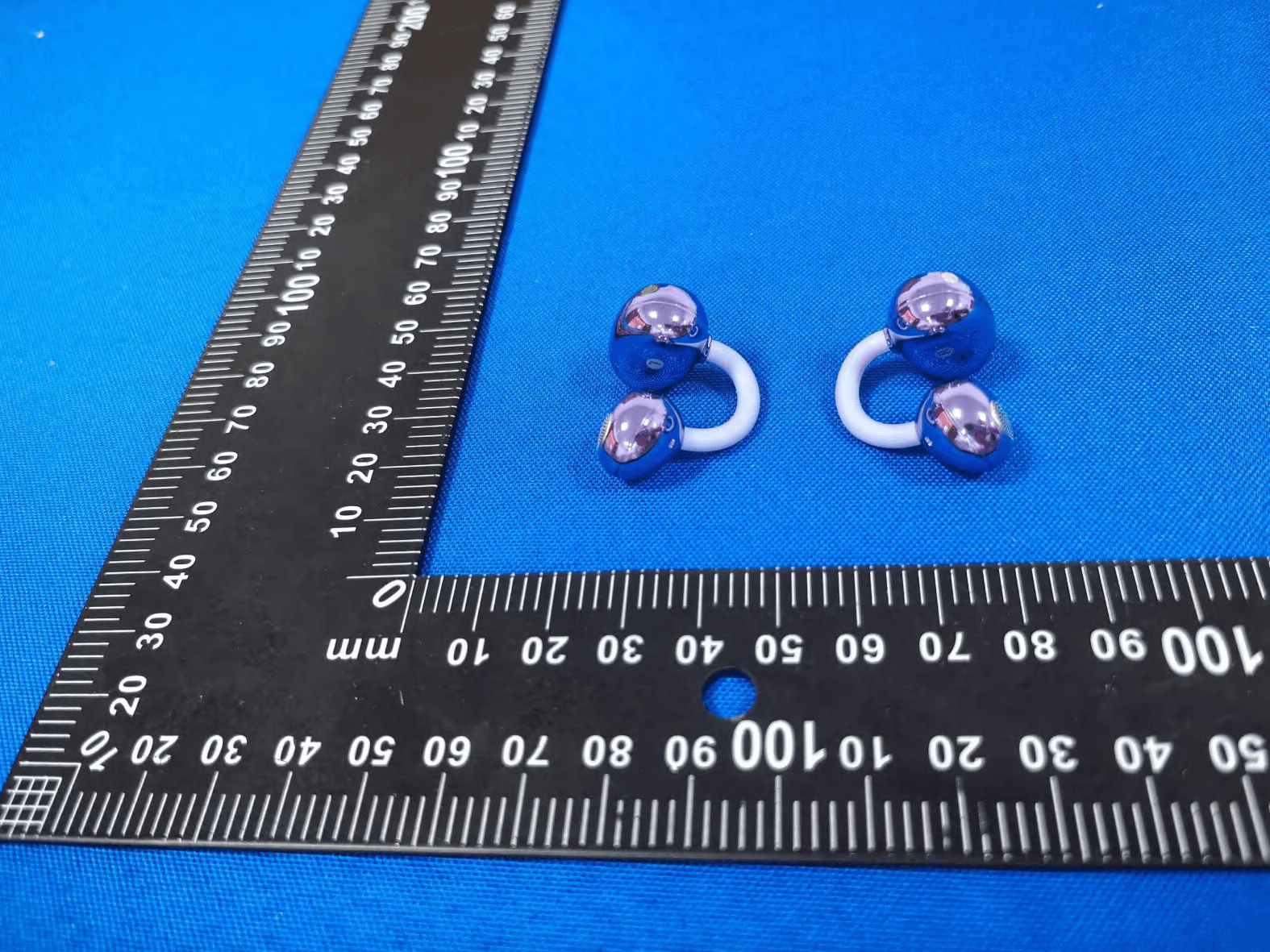 Bluetooth headset - FCC ID 2BSTC-H-G10 - Shenzhen Lingyan Technology Co.,Ltd (5)