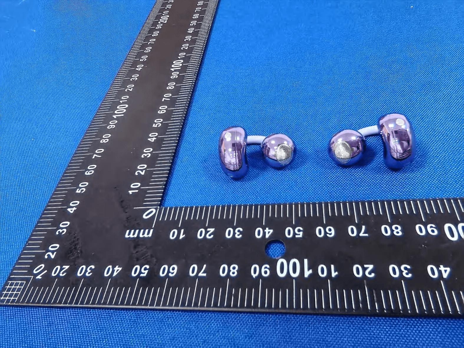 Bluetooth headset - FCC ID 2BSTC-H-G10 - Shenzhen Lingyan Technology Co.,Ltd