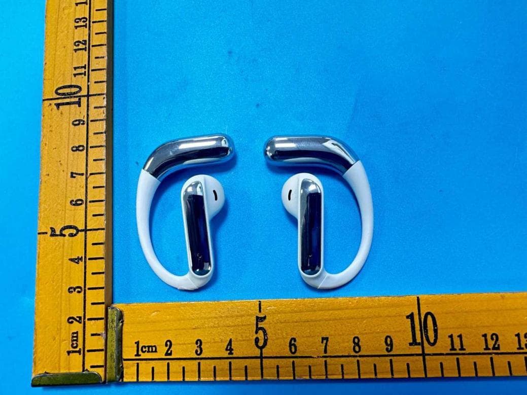 Bluetooth headset - FCC ID 2BSTCH-C2 - Shenzhen Lingyan Technology Co.,Ltd