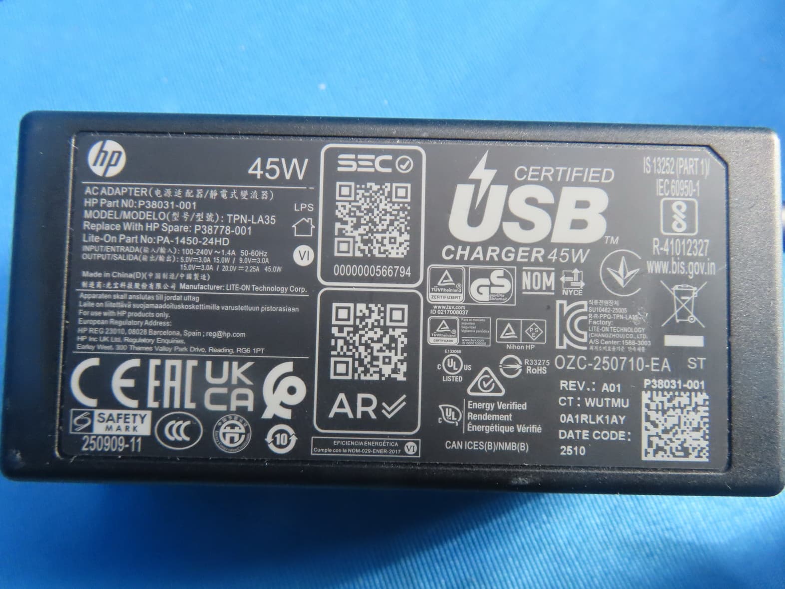 Projector - FCC ID 2BSTS-MC450 - Global Aiptek Inc.