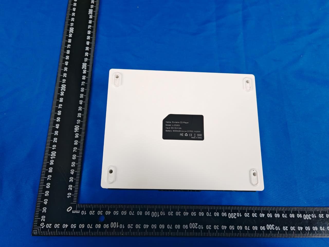 CD Player - FCC ID 2BSU7-LCD203 - Dongguan Xuanfengpai Technology Co., Ltd. (2)