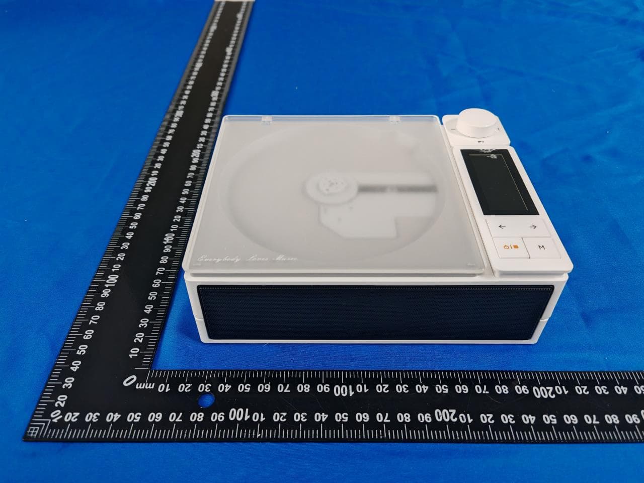 CD Player - FCC ID 2BSU7-LCD203 - Dongguan Xuanfengpai Technology Co., Ltd.