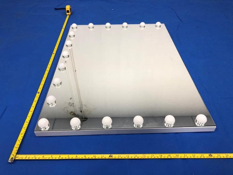 VANITY MIRROR - FCC ID 2BSWH-TY3001 - Jiangmen Tenya Technology Co., Ltd. (2)