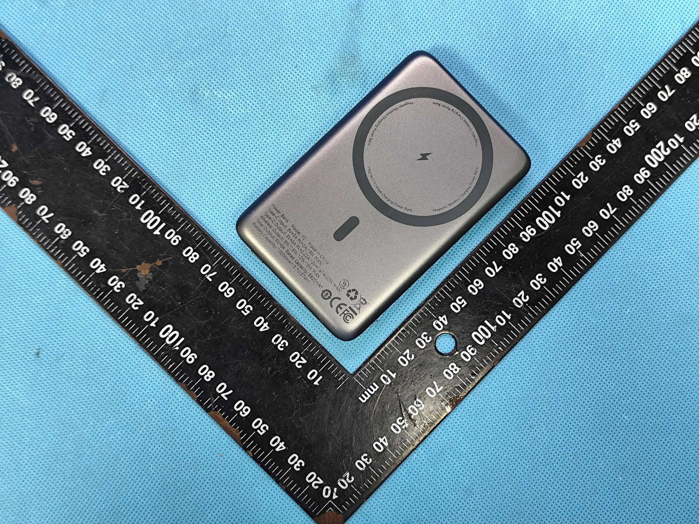 Power Bank - FCC ID 2BSWS-F2 - Shenzhen Lanwei Technology Co., Ltd.