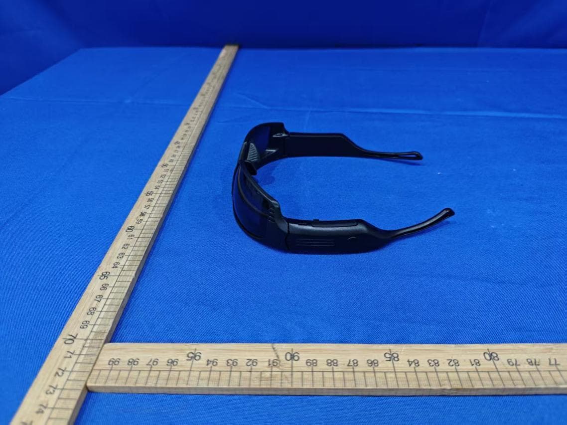 LED Bluetooth Safety Glasses - FCC ID 2BSXP-G4C - Shenzhenshi Sumiwei Electronics Co., Ltd. (5)