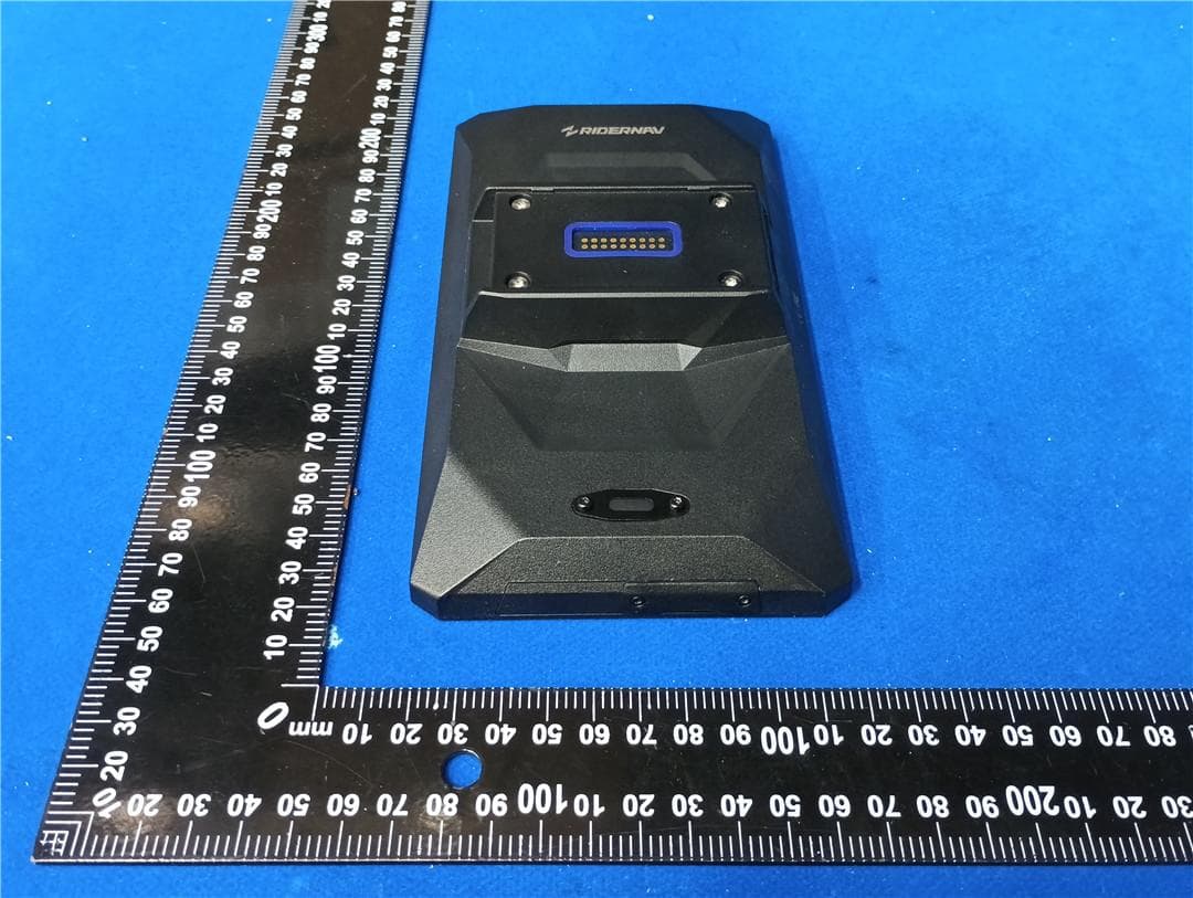 Motorcycle Smart Riding System - FCC ID 2BSY4-R7M - Shenzhen RIDERNAV Technology Co., Ltd.