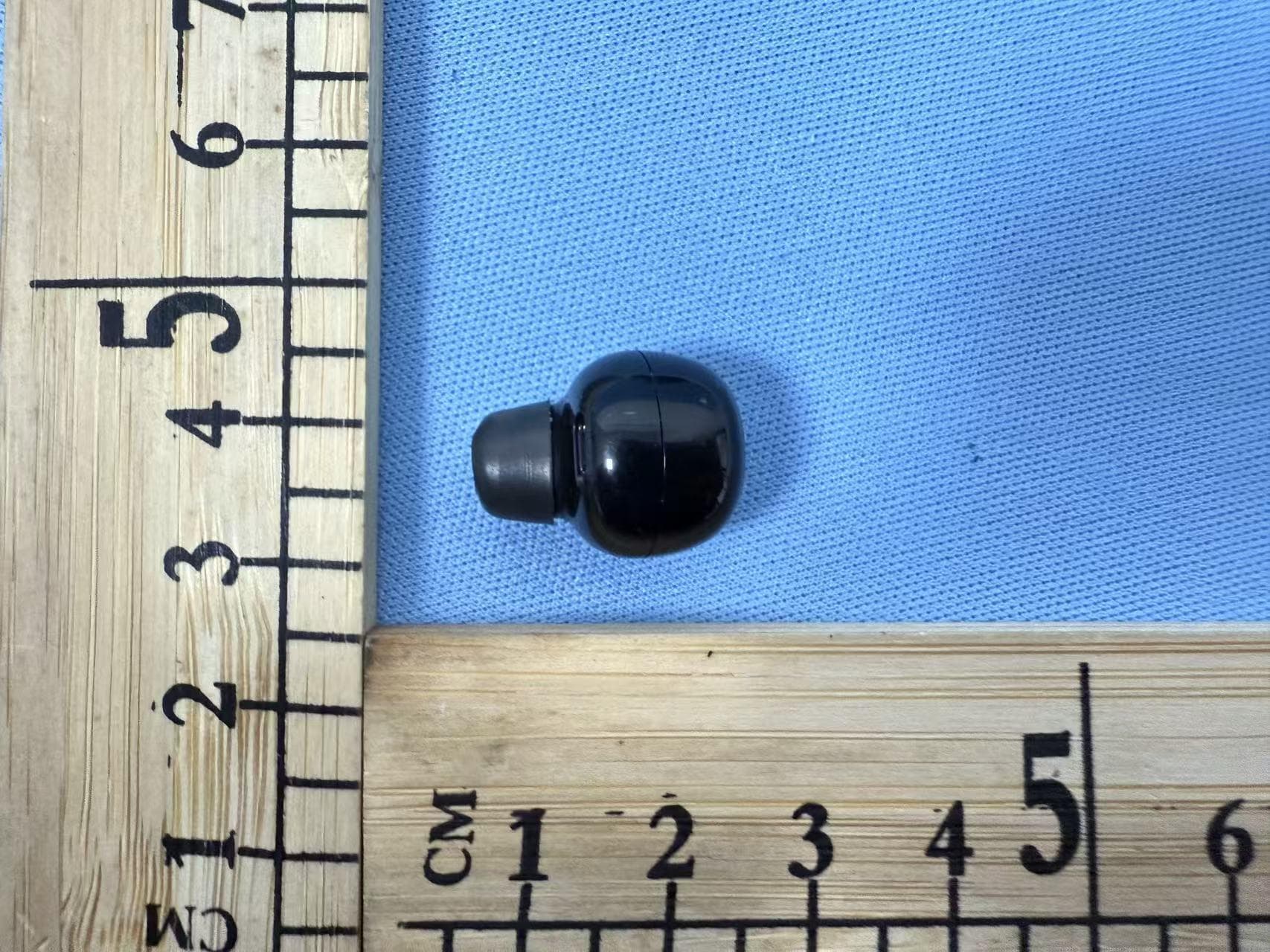 Bluetooth Earphone - FCC ID 2BSYE-Q75MINI - Shenzhen Hui Lian Yi Technology Co., Ltd. (5)