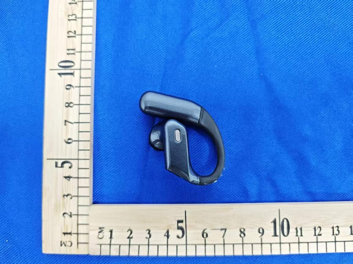 BlueTooth Earphone - FCC ID 2BSYE-Q79 - Shenzhen Hui Lian Yi Technology Co., Ltd. (2)