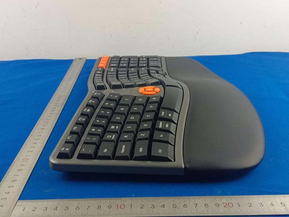 Wireless Keyboard - FCC ID 2BSYG-K02 - Dongguan Mingjian Mould Co., Ltd. (3)