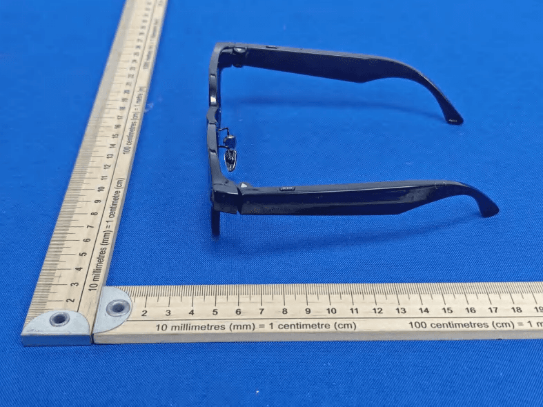 Smart Glasse - FCC ID 2BSZ6-Y01 - Shenzhen Youshi Yuanyu Technology Co.,Ltd (4)