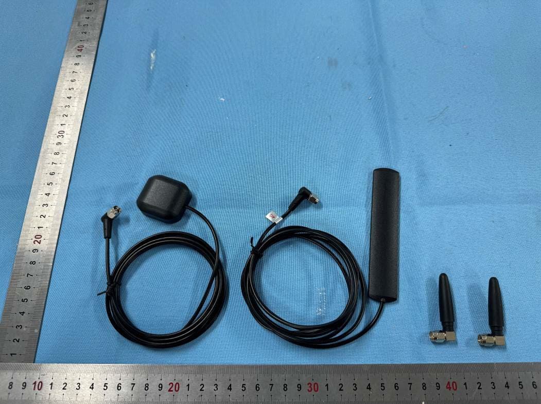 11.5-inch Smart Control & Infotainment System - FCC ID 2BSZHRVCS-CS-X115 - Guangzhou Driven Technology Co.,Ltd (5)
