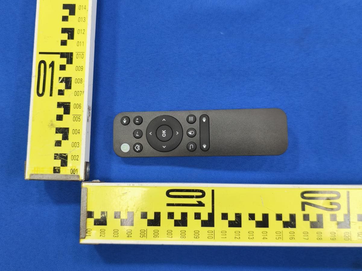 LED projector - FCC ID 2BSZS-F20 - Shenzhen Shadow Space Technology Co., Ltd. (2)