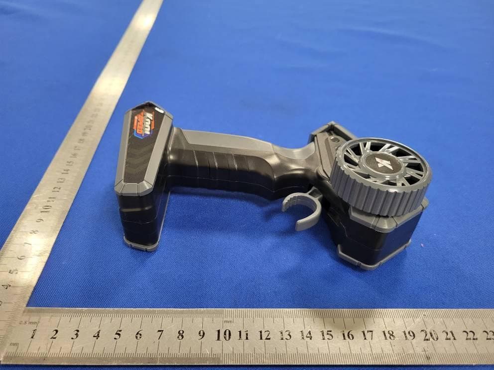R/C Car - FCC ID 2BT28-10664T - P&C international development limited (4)