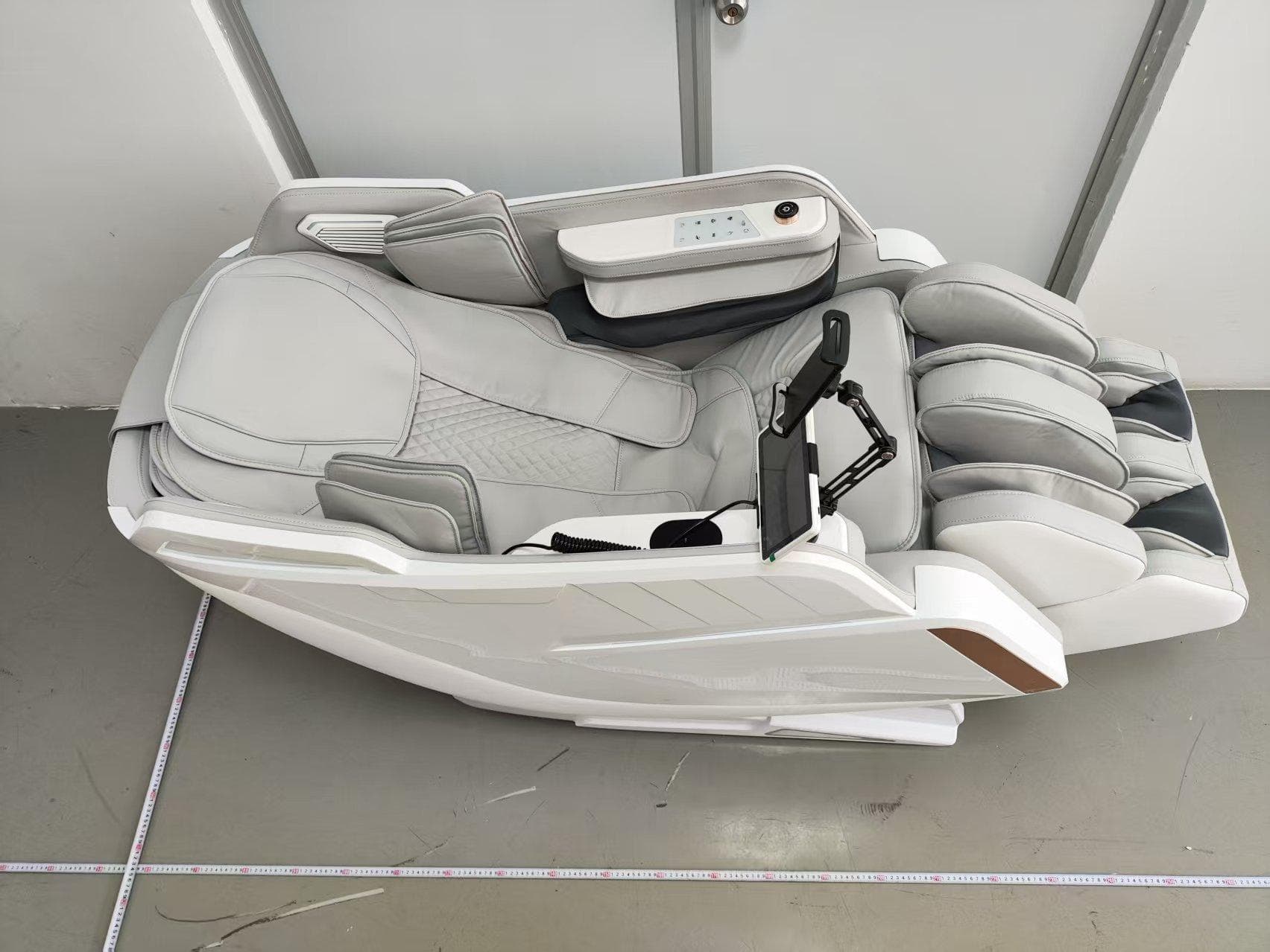 Massage Chair - FCC ID 2BT2EOFY-201 - XIAMEN AOFEIYA E-COMMERCE CO.,LTD