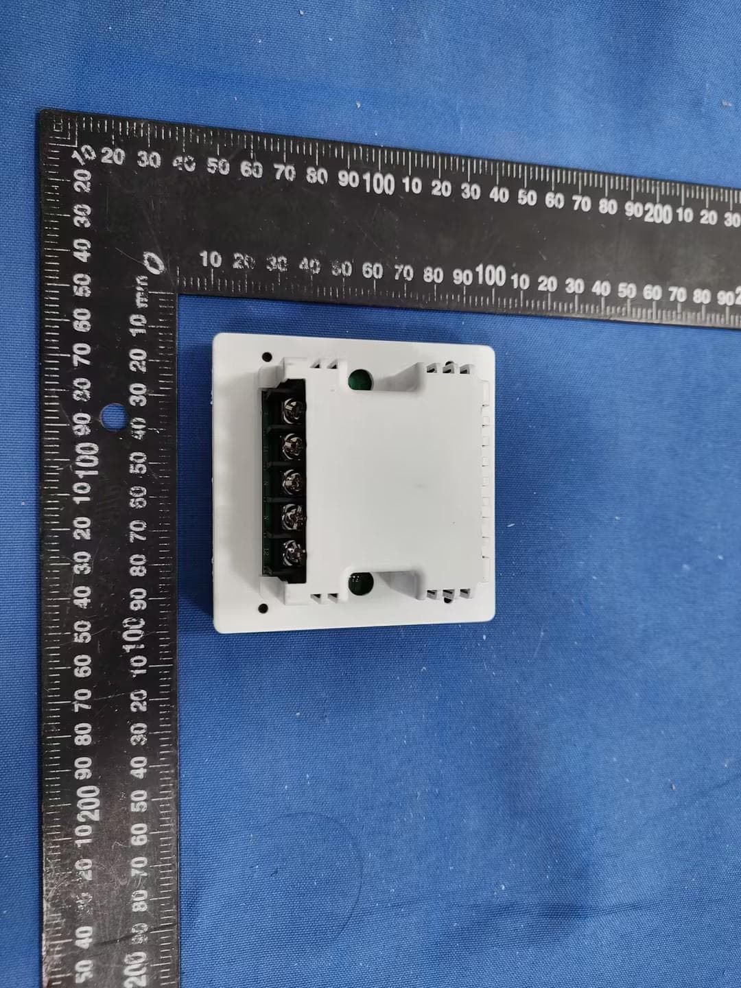 Multi-Function Sauna Controller - FCC ID 2BT4A-BMK86 - BMK Healthlife Co., Ltd. (3)