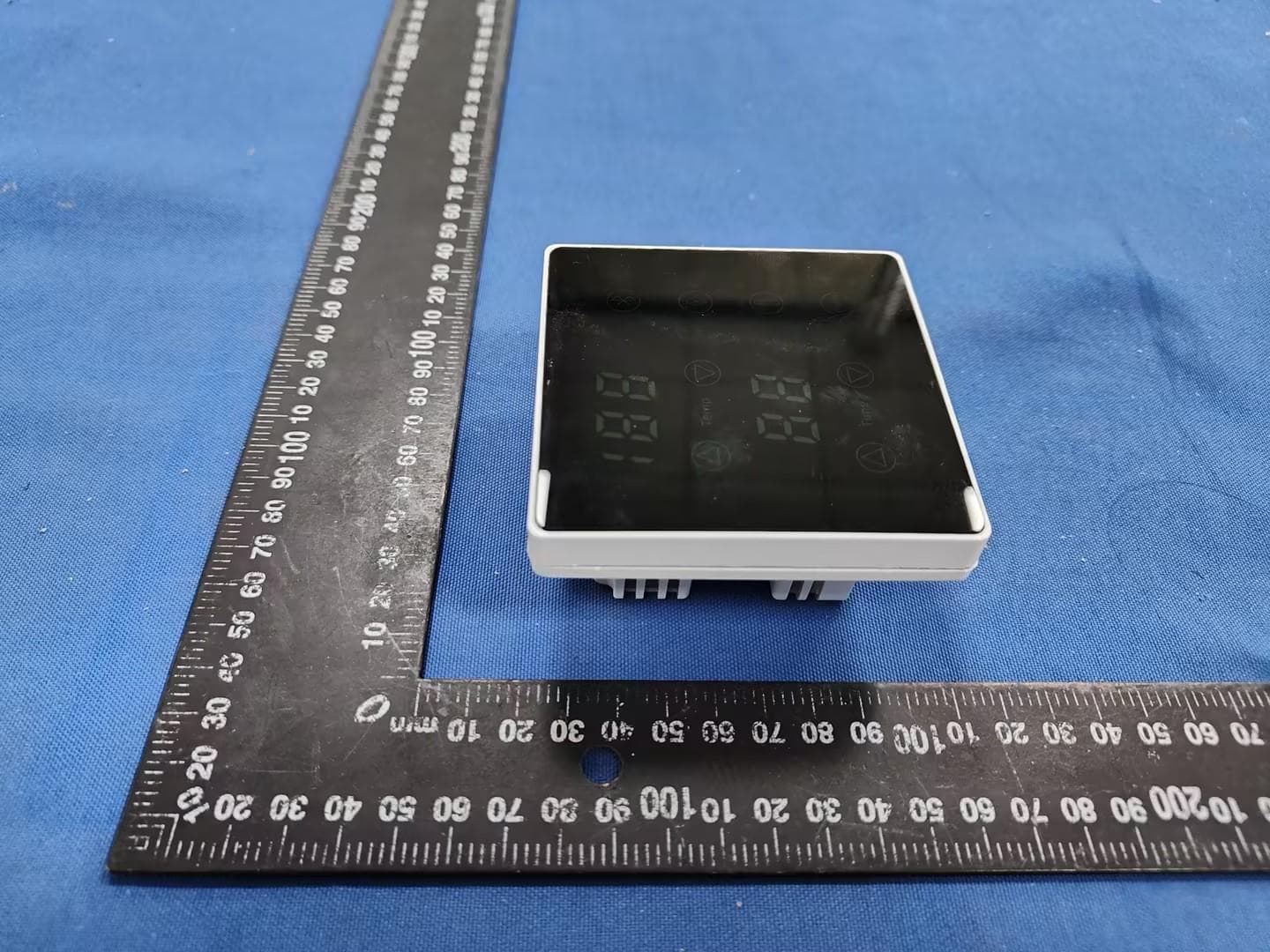 Multi-Function Sauna Controller - FCC ID 2BT4A-BMK86 - BMK Healthlife Co., Ltd. (4)