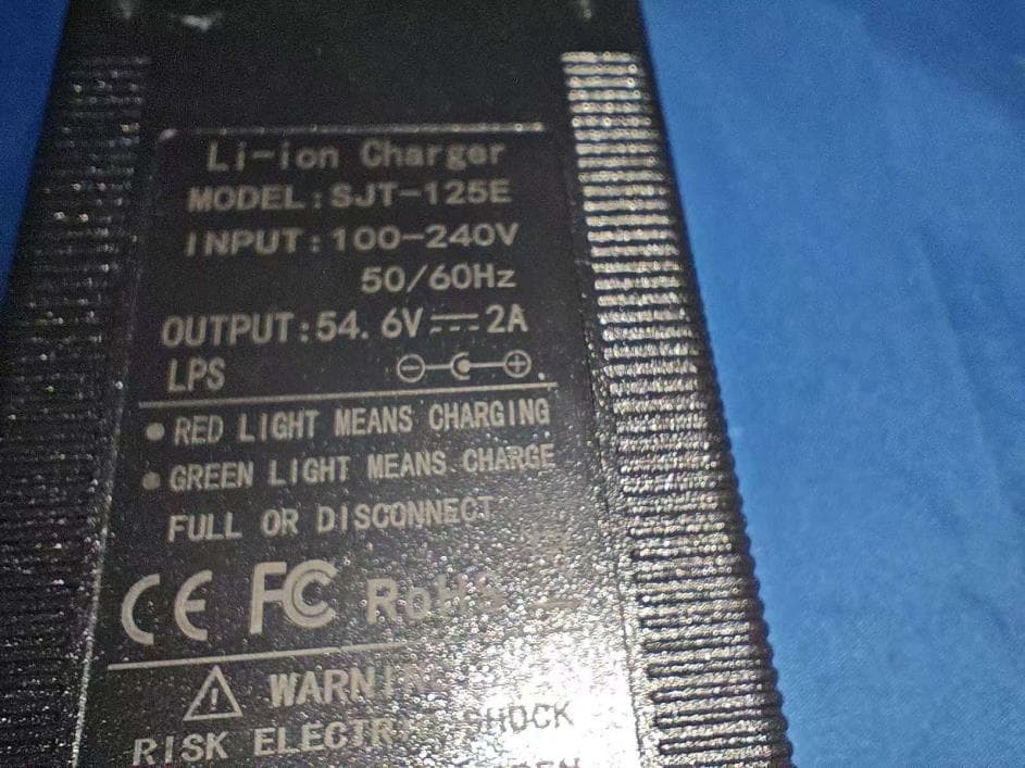 ELectric scooter - FCC ID 2BT4G-ES1024 - Dongguan Oboxin Technology Co., Ltd.