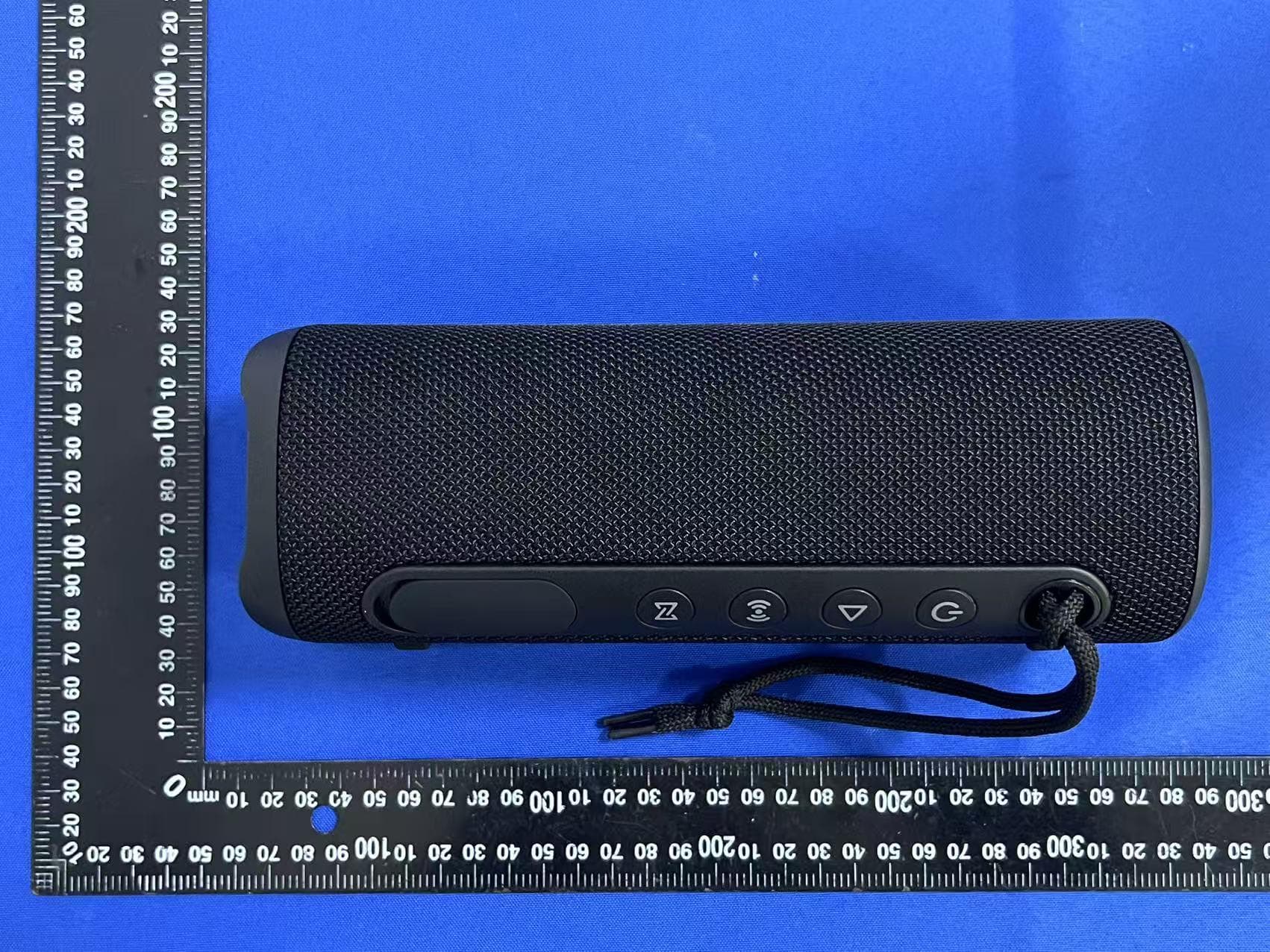 Portable Wireless Speaker - FCC ID 2BT56-BOOM1148 - Interactive Innovations, LLC (3)