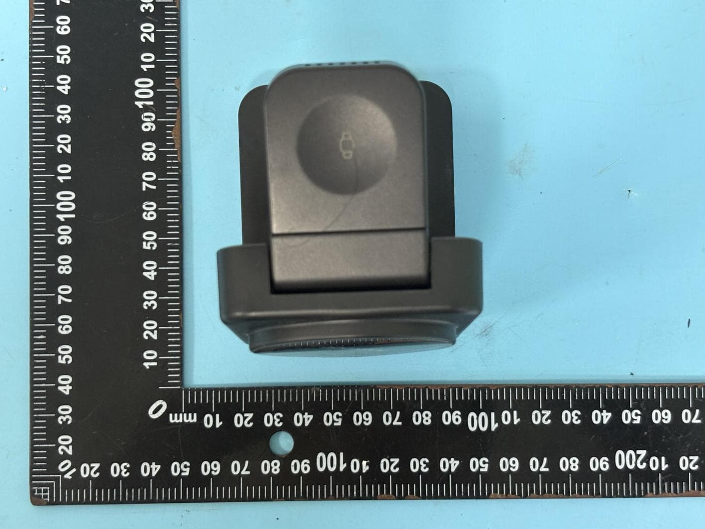 3-in-1 Magnetic Wireless Charger - FCC ID 2BTAD-YF-3 - Shenzhen Yuanwei Technology Co., Ltd. (4)