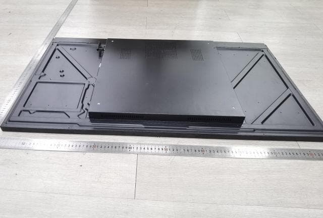 Commercial Digital Signage - FCC ID 2BTAF-DEL-4301 - Shanghai Deerlan Technology Co., Ltd (5)