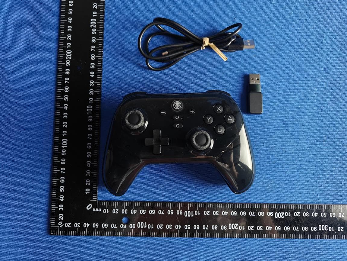 GAMEPAD RGB S2 - FCC ID 2BTC4-SB924163 - Snakebyte Ltd.