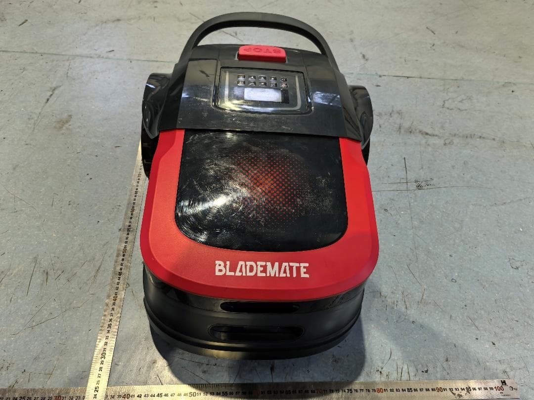 Intelligent Lawn Mower - FCC ID 2BTDL-S1ULTRAS1PRO - Kunshan Lantuo Intelligent Robot Co., Ltd (3)