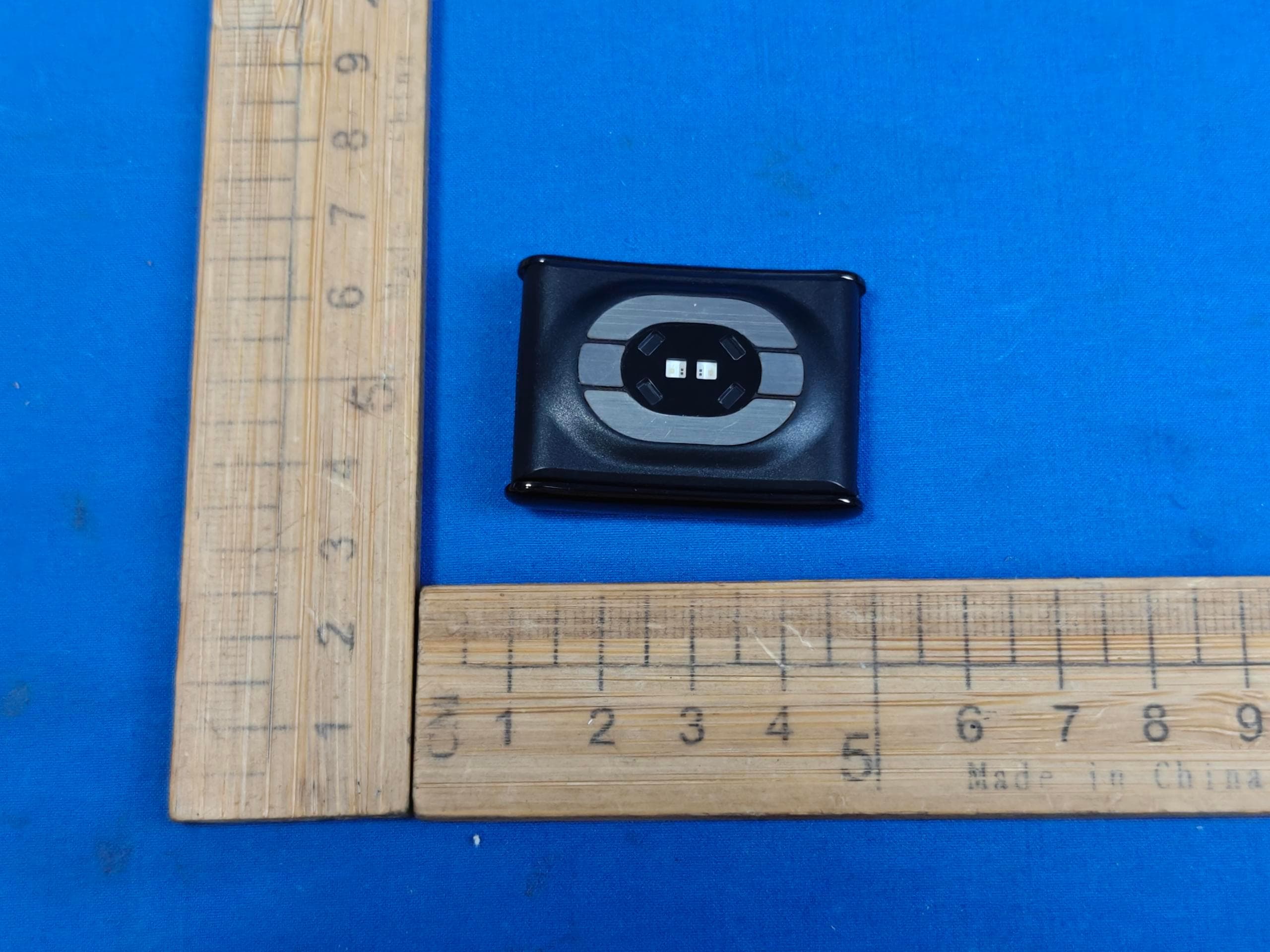 Smart Health Band - FCC ID 2BTDQ-V8S - Guangdong Youhong Medical Technology Co.,Ltd (3)