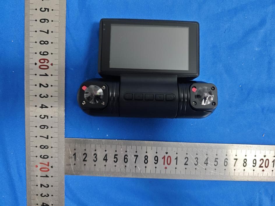 Dashboard Camera - FCC ID 2BTE2-S23Q - Shenzhen Deruogu Technology Co., Ltd. (2)