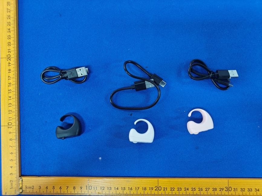 Mobile phone bluetooth Ring remote control - FCC ID 2BTEH-JX-11 - Dongguan Xincheng Electronic Technology Co., LTD (3)