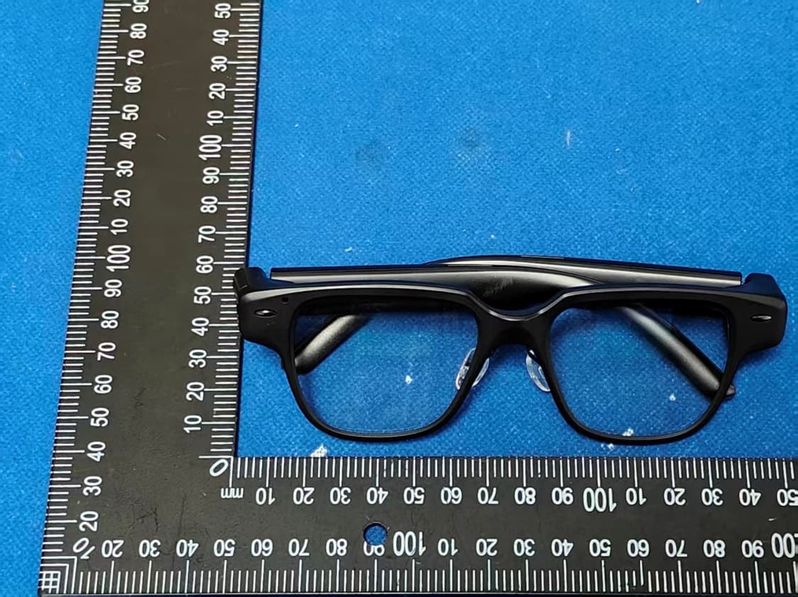 MIRA Glasses - FCC ID 2BTEW-MIRA-GA1-25V1 - Industrials, Inc. (3)
