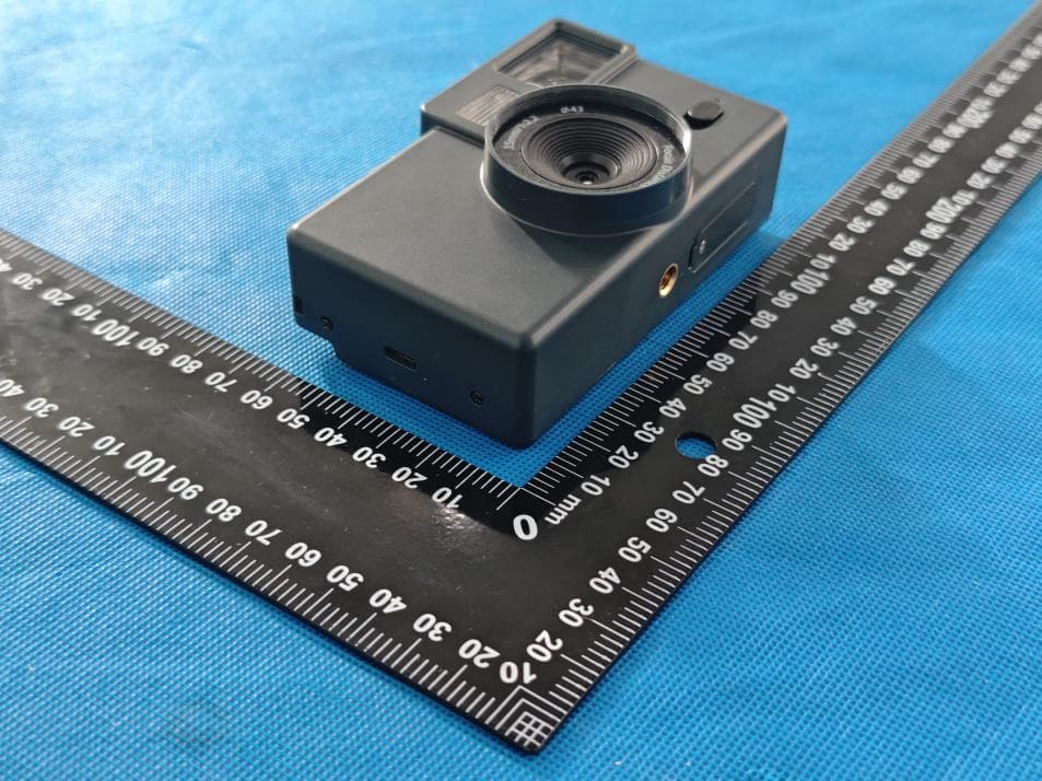 Rewindpix Camera - FCC ID 2BTGZ-PS135 - Rewindpix LLC (2)