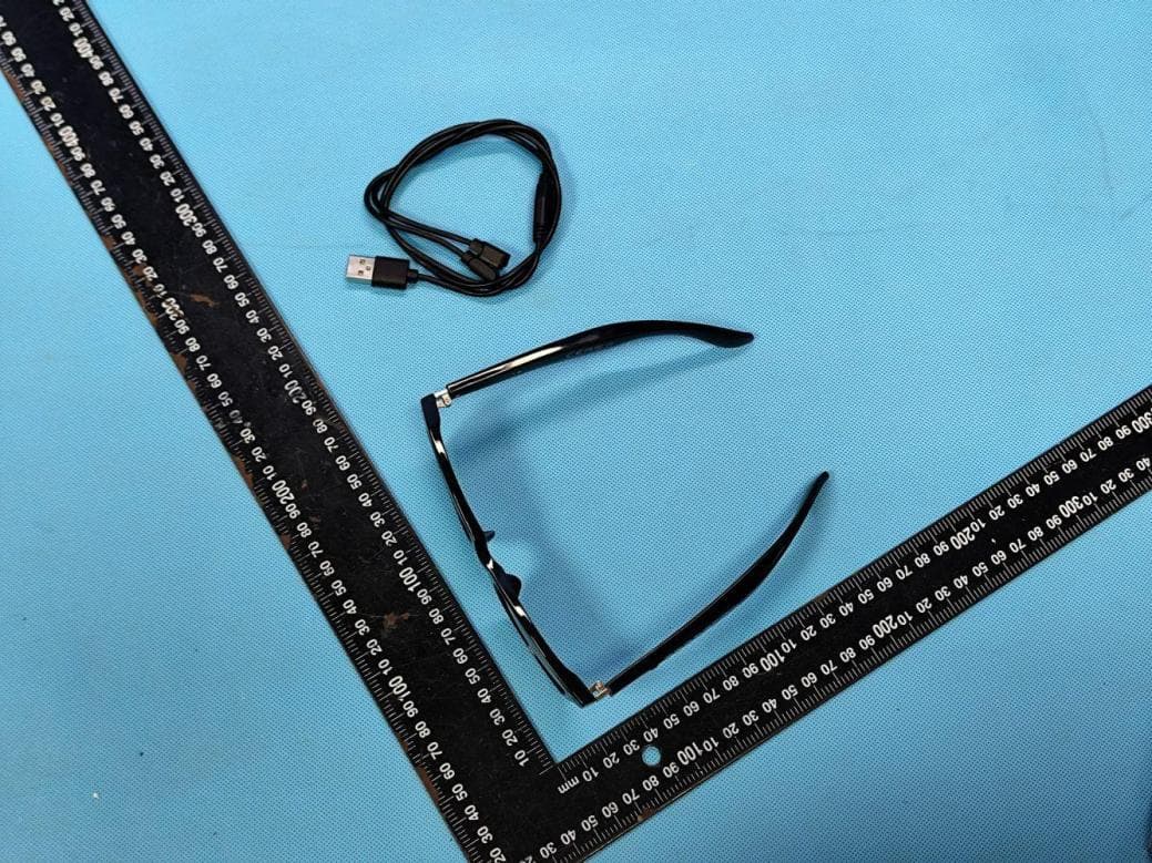 Smart Eyewear - FCC ID 2BTHB-F60 - Dongguan SiweiGuangqi Technology Co., Ltd.