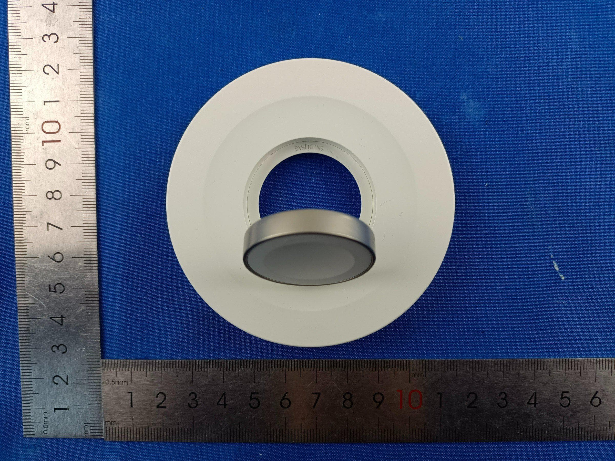 Foldable Watch Charger - FCC ID 2BTHY-CHWW01 - Shenzhen Lamiku Technology Co., Ltd.