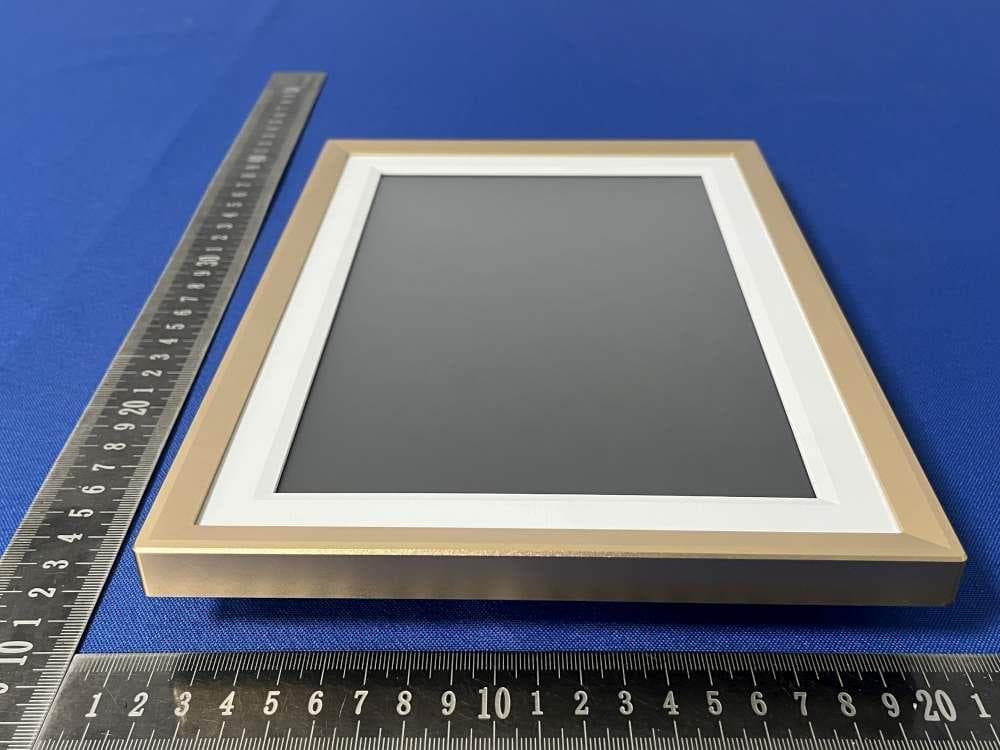 Digital Picture Frame - FCC ID 2BTIM-D01AR00A1 - Shenzhen Arzopa Technology Incorporated Company (4)