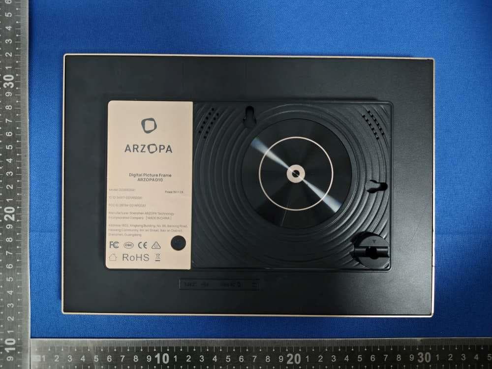 Digital Picture Frame - FCC ID 2BTIM-D01AR00A1 - Shenzhen Arzopa Technology Incorporated Company (2)