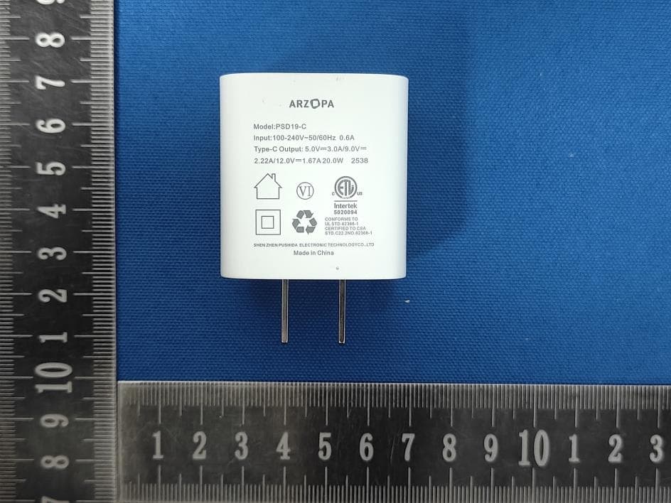Digital Picture Frame - FCC ID 2BTIM-D01CR00C1 - Shenzhen Arzopa Technology Incorporated Company