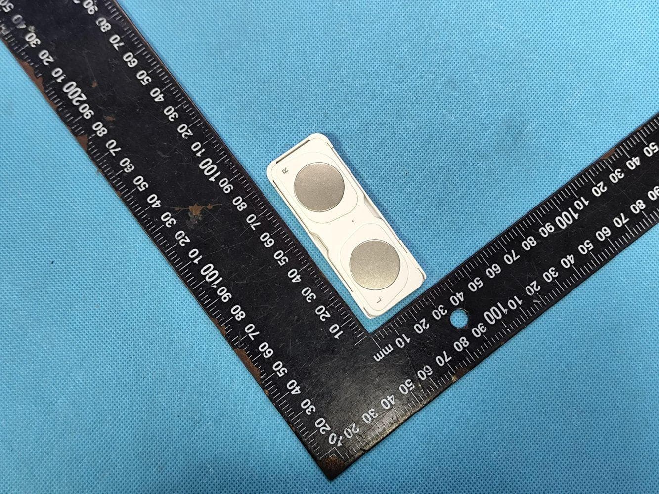 Portable ECG Monitor - FCC ID 2BTIN-PM10 - Kangyuan Aixin (Guangzhou) Technology Co.. Ltd.